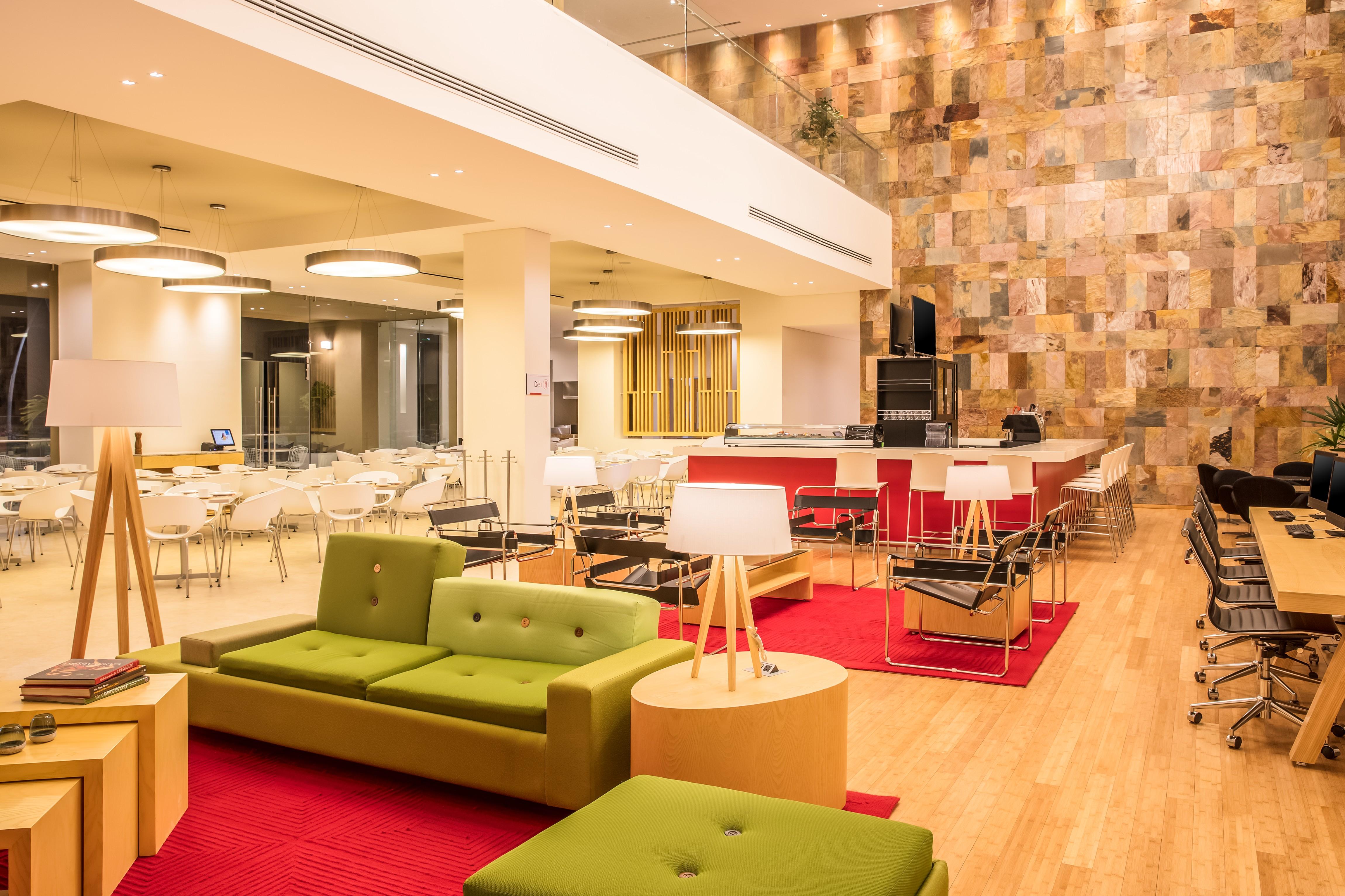 Fiesta Inn Silao Puerto Interior Экстерьер фото