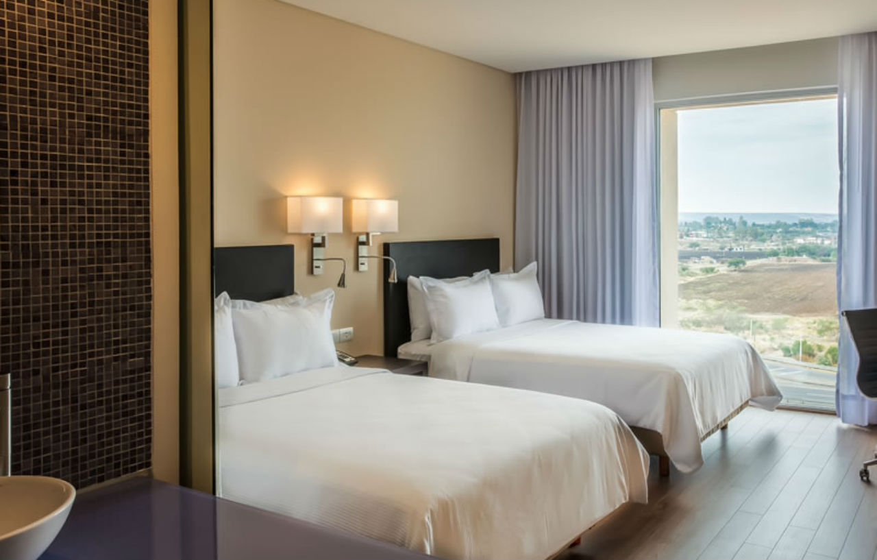 Fiesta Inn Silao Puerto Interior Экстерьер фото